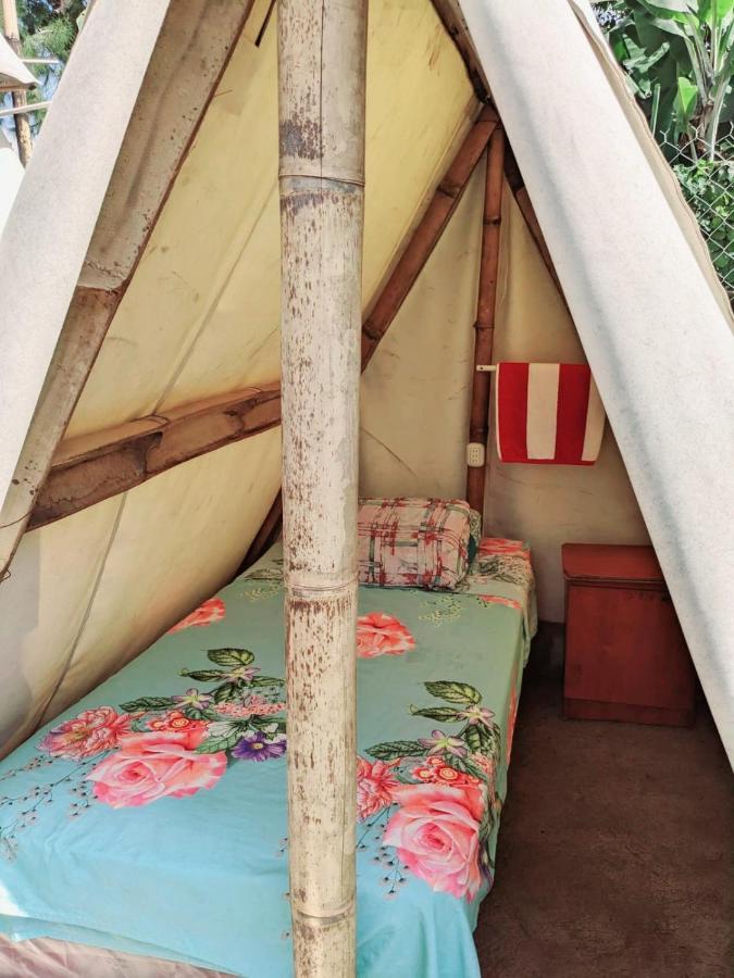 Auberge de jeunesse Tz'unun Ya' Rec Center à San Pedro de la Laguna Extérieur photo