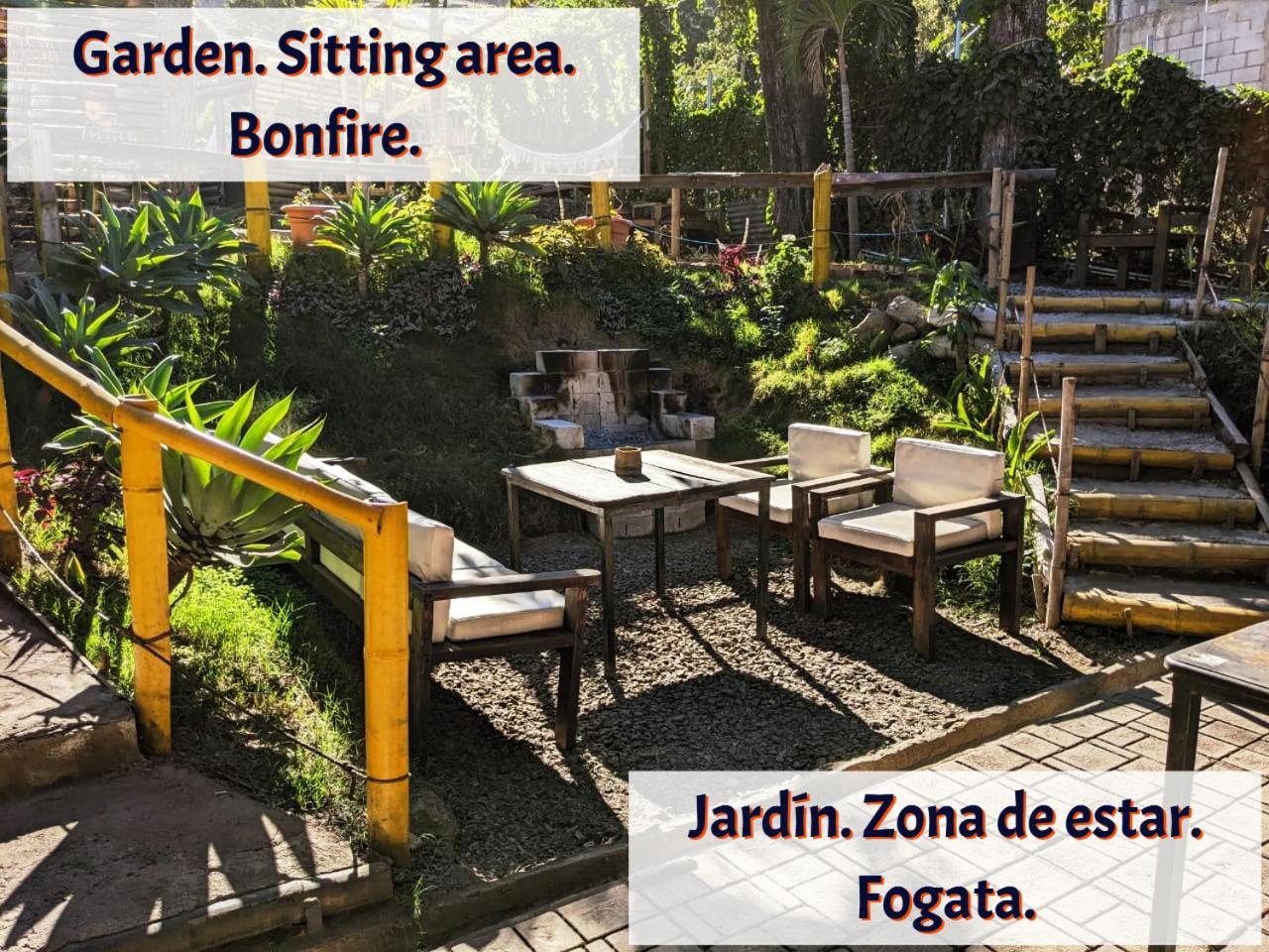 Auberge de jeunesse Tz'unun Ya' Rec Center à San Pedro de la Laguna Extérieur photo