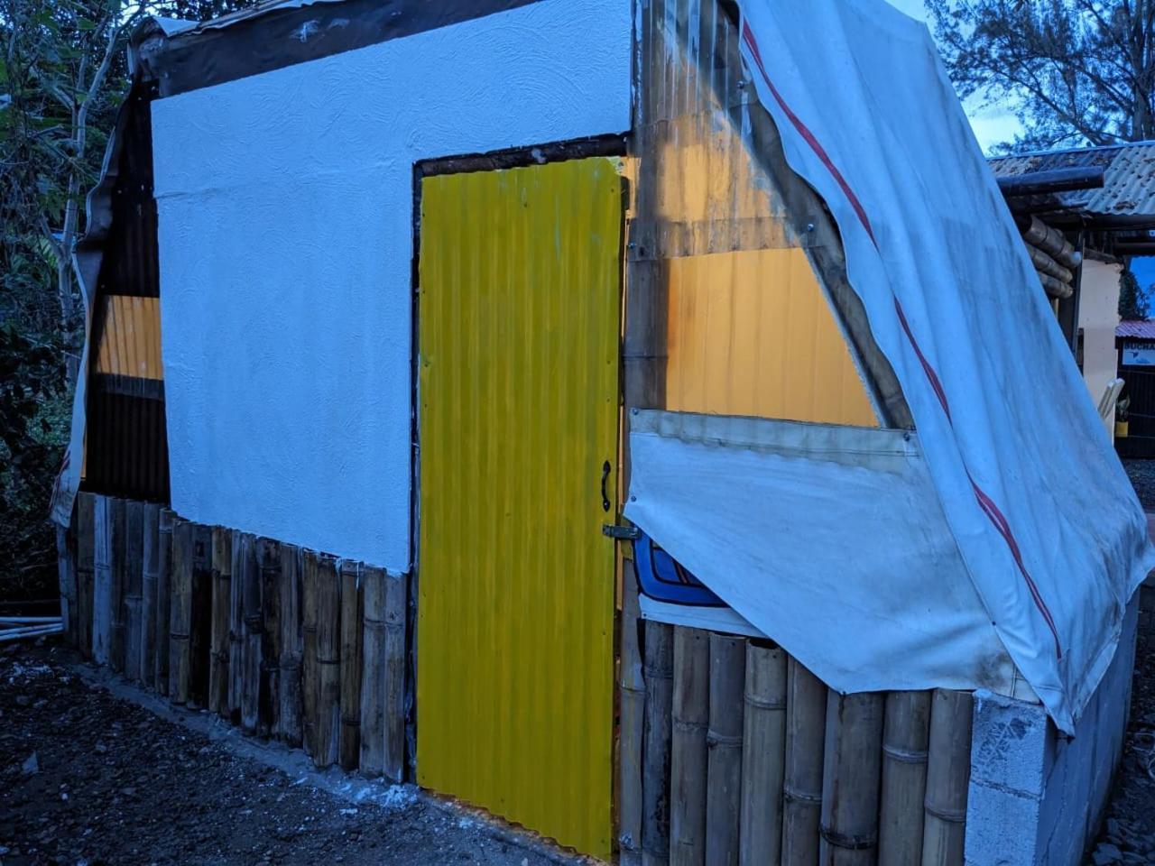 Auberge de jeunesse Tz'unun Ya' Rec Center à San Pedro de la Laguna Chambre photo