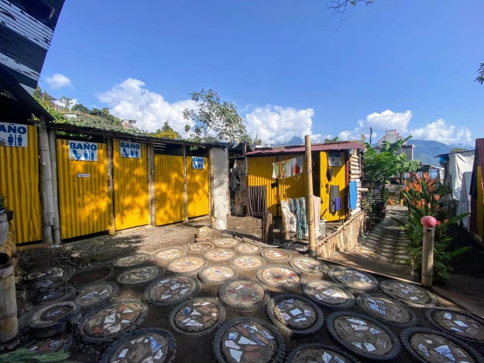 Auberge de jeunesse Tz'unun Ya' Rec Center à San Pedro de la Laguna Extérieur photo